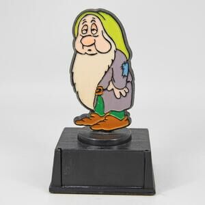 VTG Sleepy Snow White Seven Dwarfs Disney Hand Painted by Aviva Trophy Blank